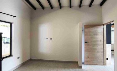 Ganga VENDO finca Marinilla Antioquia amplio lote y amplios espacios excelentes acabados