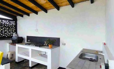 Ganga VENDO finca Marinilla Antioquia amplio lote y amplios espacios excelentes acabados