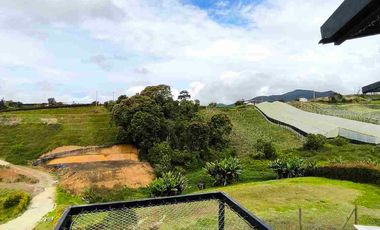 Ganga VENDO finca Marinilla Antioquia amplio lote y amplios espacios excelentes acabados