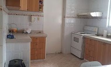 VENDO LINDA CASA SURCO AT 300 M2 c/AV MCAL CASTILLA 2 PISOS