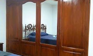 VENDO LINDA CASA SURCO AT 300 M2 c/AV MCAL CASTILLA 2 PISOS