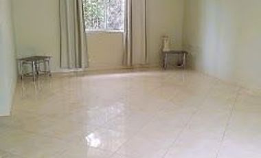 VENDO LINDA CASA SURCO AT 300 M2 c/AV MCAL CASTILLA 2 PISOS