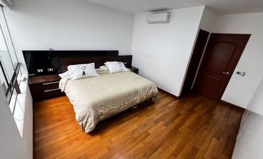 VENTA DEPARTAMENTO EN AV. LA FLORESTA CHACARILLA