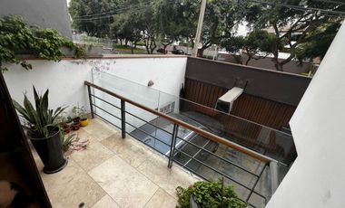 VENTA DEPARTAMENTO EN AV. LA FLORESTA CHACARILLA