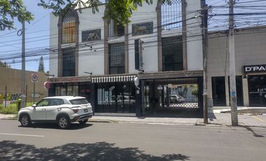 Cómodas y Amplias Oficinas en Zona Muy Céntrica y Agradable
