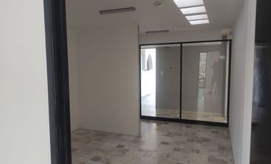 Cómodas y Amplias Oficinas en Zona Muy Céntrica y Agradable