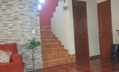 Se vende Casa con locales