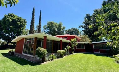 CASA en VENTA en La Moraleda, ATLIXCO. A 300 m de Plaza Moraleda, en calle cerrada.  URGE VENDER