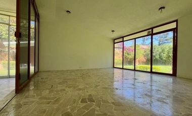 CASA en VENTA en La Moraleda, ATLIXCO. A 300 m de Plaza Moraleda, en calle cerrada.  URGE VENDER