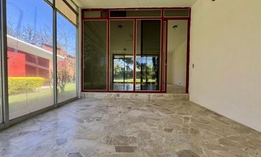 CASA en VENTA en La Moraleda, ATLIXCO. A 300 m de Plaza Moraleda, en calle cerrada.  URGE VENDER