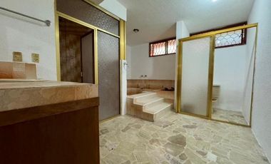 CASA en VENTA en La Moraleda, ATLIXCO. A 300 m de Plaza Moraleda, en calle cerrada.  URGE VENDER