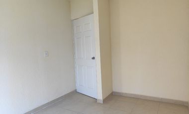 CASA EN VENTA UBICADA EN FRACCIONAMIETO REAL VIZCAYA, TECAMAC. ¡LISTA PARA HABITAR, SE ACEPTAN CREDITOS!