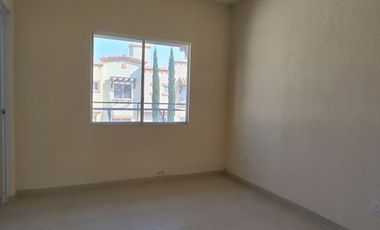 CASA EN VENTA UBICADA EN FRACCIONAMIETO REAL VIZCAYA, TECAMAC. ¡LISTA PARA HABITAR, SE ACEPTAN CREDITOS!
