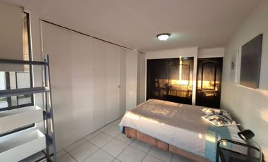 Vende Dpto 1 D. 1 B, Amoblado, promera línea, vista al Mar Edificio Delfines Iquique