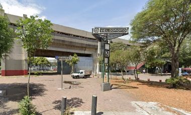 BODEGA EN VENTA DE RECUPERACION BANCARIA EN GRANJAS MÉXICO, IZTACALCO, CDMX.