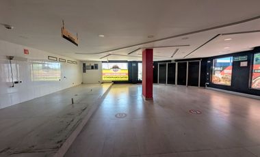 Local Comercial en Renta en Esquina sobre Carril Express, Nuevo Repueblo