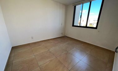 Departamento de dos pisos 3 recámaras en venta en Zibatá, Querétaro