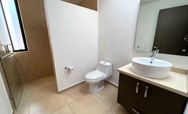Departamento de dos pisos 3 recámaras en venta en Zibatá, Querétaro