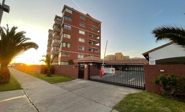 Arriendo De Departamento Amoblado Con Vista Al Mar La Serena