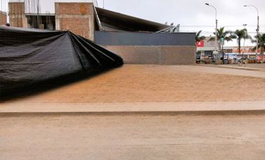 🔥 ¡LOTE ESQUINERO FRENTE A REAL PLAZA CHORRILLOS! - Zonificación RDM (4 Pisos)