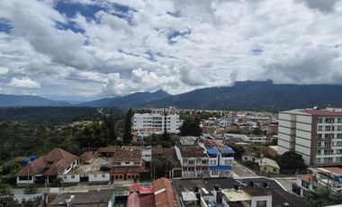 Apartamento con Excelente Vista