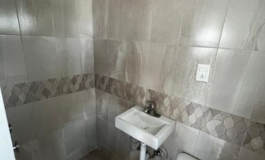 Casa en venta en Sta. Cruz Buenavista, Vía Volkswagen con RECÁMARA EN PLANTA BAJA y dos locales