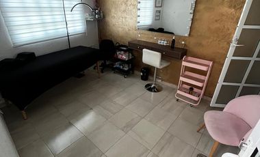 Casa en venta en Sta. Cruz Buenavista, Vía Volkswagen con RECÁMARA EN PLANTA BAJA y dos locales