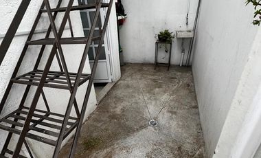 Casa en venta en Sta. Cruz Buenavista, Vía Volkswagen con RECÁMARA EN PLANTA BAJA y dos locales