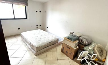 Casa en venta en Sta. Cruz Buenavista, Vía Volkswagen con RECÁMARA EN PLANTA BAJA y dos locales