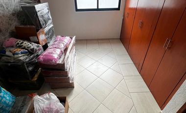 Casa en venta en Sta. Cruz Buenavista, Vía Volkswagen con RECÁMARA EN PLANTA BAJA y dos locales