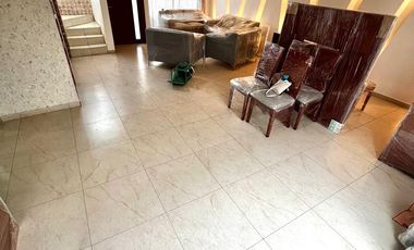 Casa en venta en Sta. Cruz Buenavista, Vía Volkswagen con RECÁMARA EN PLANTA BAJA y dos locales