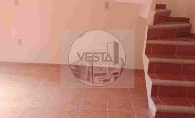 Casa con 2 recámaras, 1 baño completo en Acolapa, Morelos