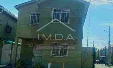 Se alquila casa esquinera de 3 dormitorios, Mi Lote Villa Bonita, Vía Daule