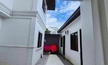 Six (6) Bedrooms Fully Furnished 2-Storey Villa for Rent, Located in Angeles City, Pampanga