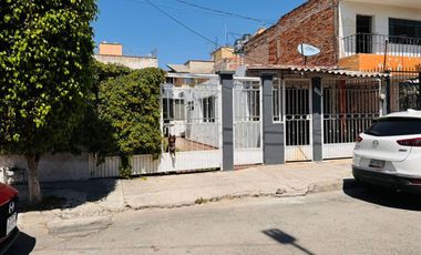Casa en Venta Calle Platón No 0000, Col. Independencia Oriente, CP 44340 en Guadalajara, Jalisco, Mexico