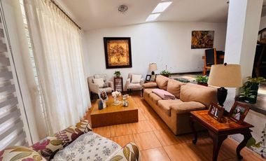 Casa en Venta Calle Platón No 0000, Col. Independencia Oriente, CP 44340 en Guadalajara, Jalisco, Mexico