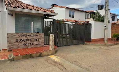 VENDO CASA EN CONJUNTO CERRADO LOS PATIOS