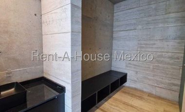 Vendo Pent House en Interlomas Huixquilucan, EDOMEX 25-1372AVC