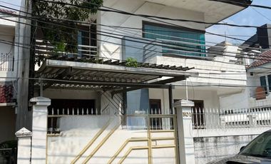 Dijual Cepat Rumah di Cideng Posisi Hoek Lingkungan Tenang dan Nyaman