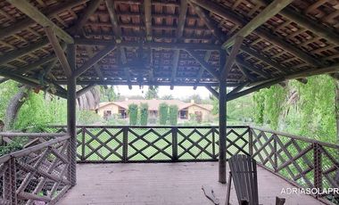 Casona patronal 4 D 4 B 541 m2 en 9.851 m2 de parque