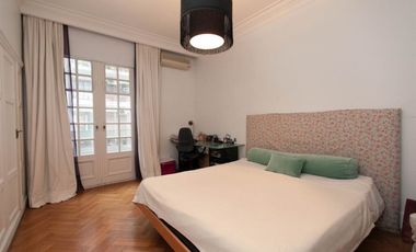 VENTA DE DEPARTAMENTO EN EDIFICO DE ESTILO