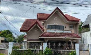 House and Lot for Sale in - [ Queens Rows East Bacoor Cavite ] - 4 BR Semi Furnished with 1 Parking Area - with Spacious Garden and Lanai - near SM South Mall