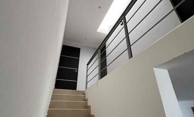 casa en Renta, excelente ubicación y amplio terreno