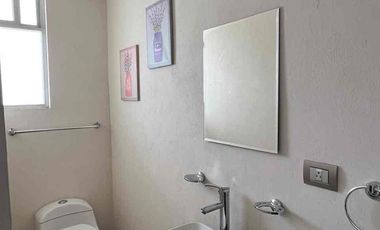 casa en Renta, excelente ubicación y amplio terreno