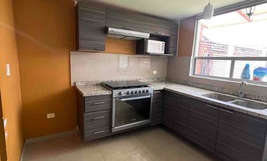 casa en Renta, excelente ubicación y amplio terreno