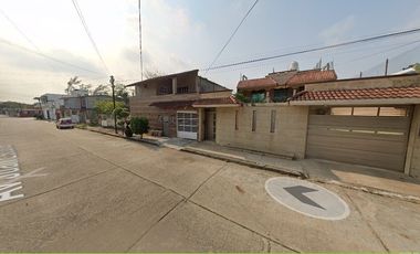 Casa En Venta En Esfuerzos De Los Hermanos Del Trabajo, Coatzacoalcos, Ver. GD3