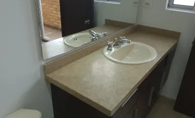 EXCELENTE CASA EN CONJUNTO CERRADO