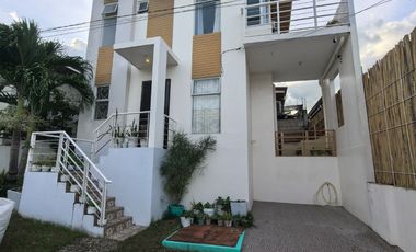 Velmiro Heights 4BR Dettached 100sqm Parking Furnished Minglanilla