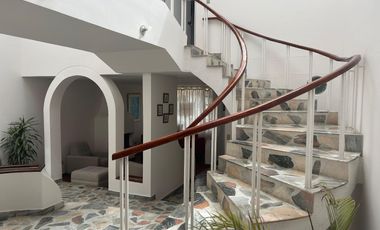 Casa en venta con doble frente, La María; Tunja.