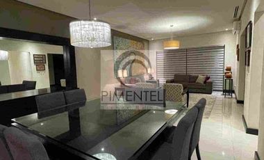 Casa en Venta en La Herradura, golf